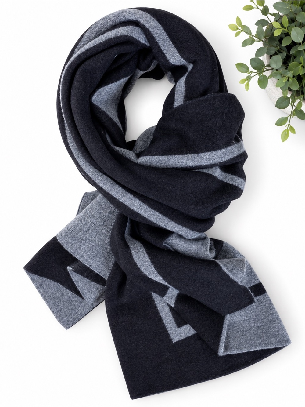 VINCE - Large Reversible Striped Colorblock Black & Gray Knit Scarf Wrap